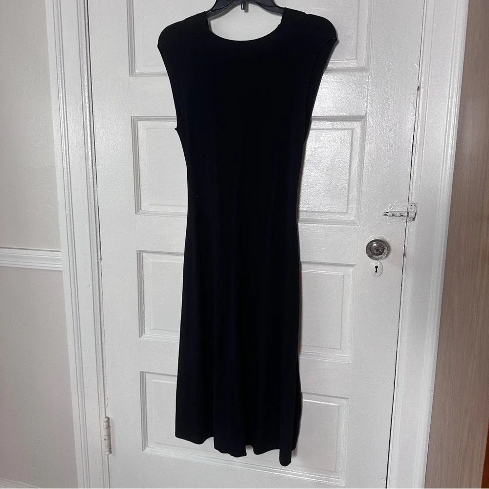3/$20💥BCBGMaxAzria Black Midi Dress Cinched Waist Bamboo‎ Ring Accent M Stretch